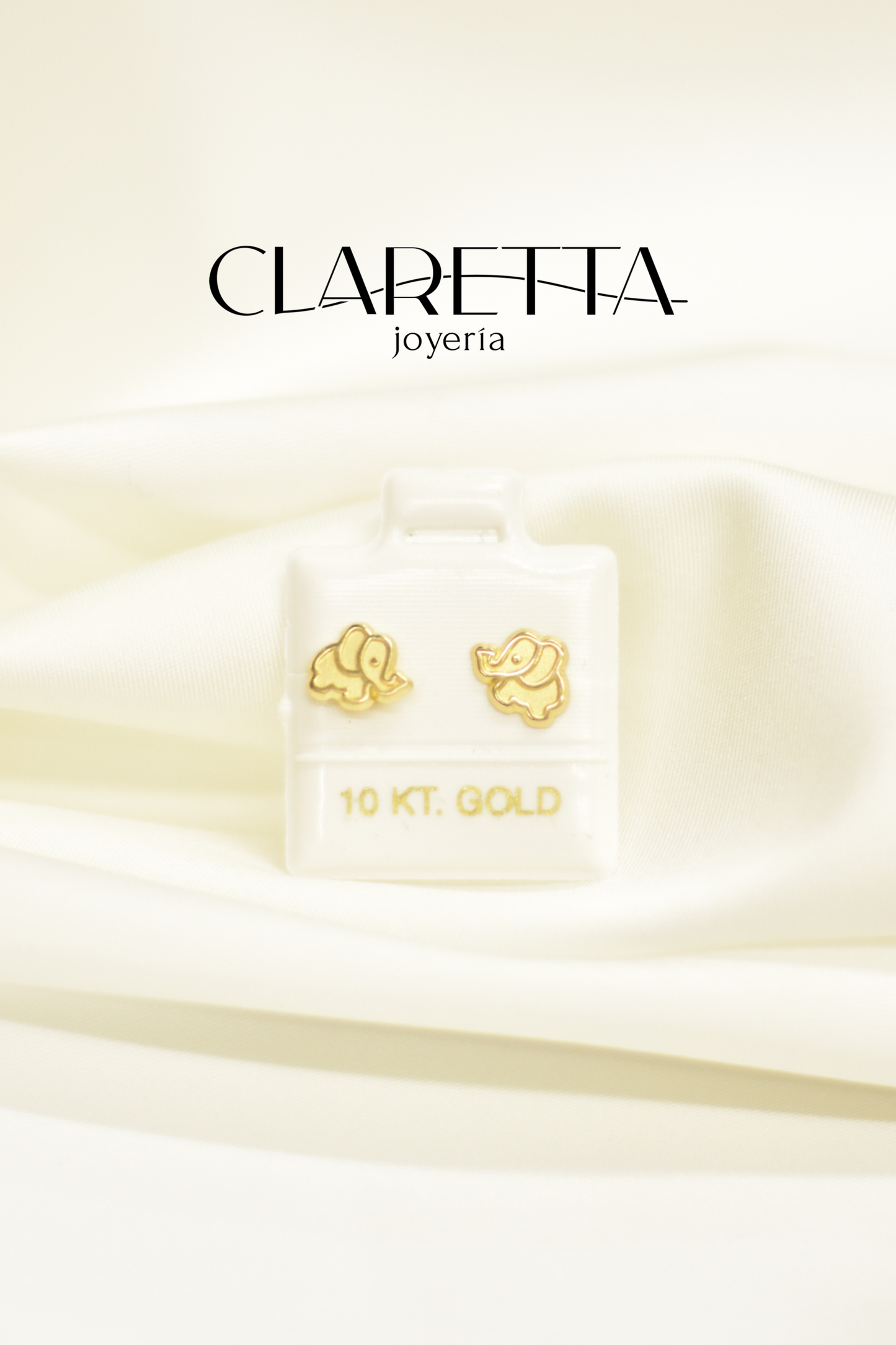 Broquel con forma de Elefante de Oro 10k