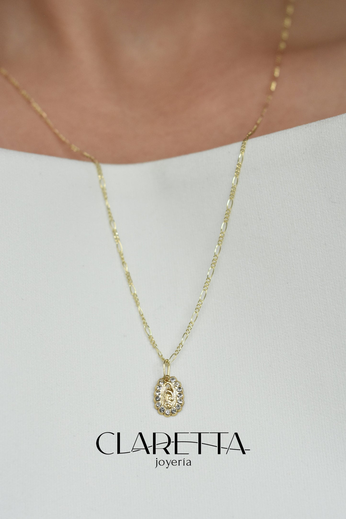 Dije de Virgen de Guadalupe oro 10k