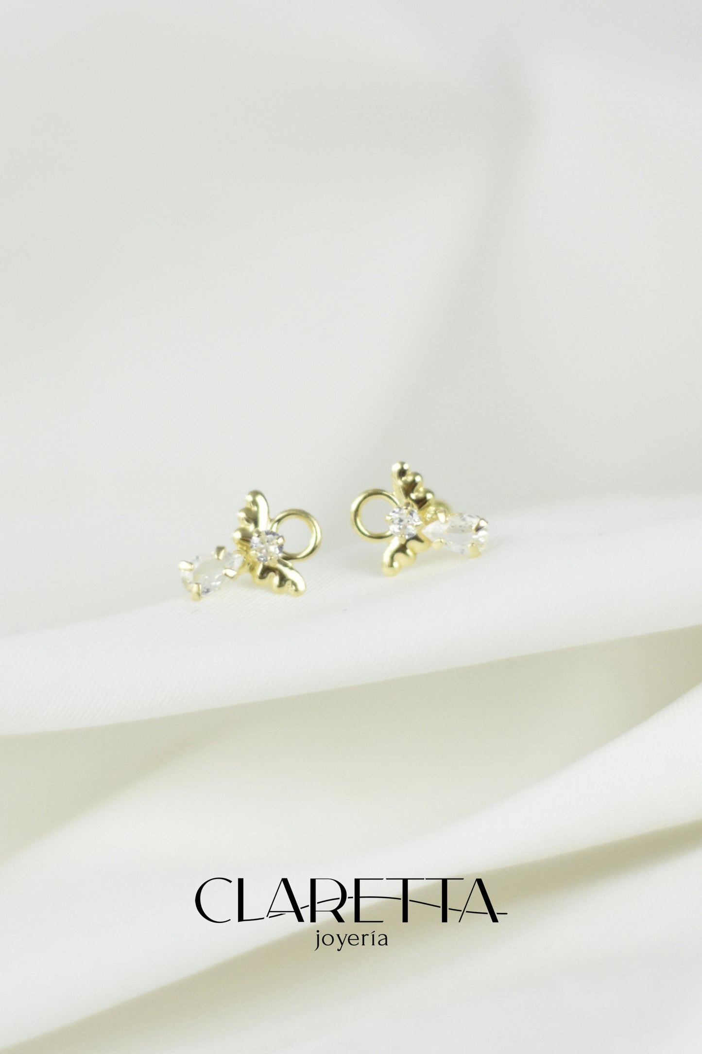 Broquel de ángel oro 10k