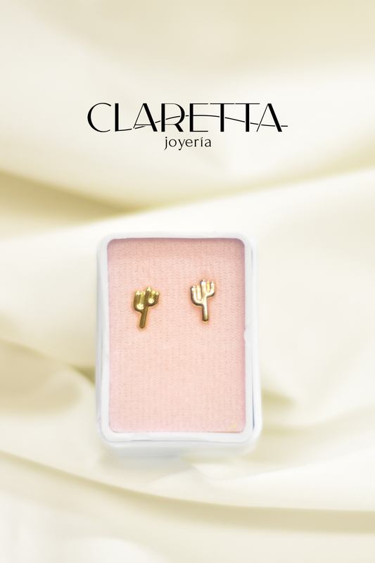 Broquel con forma de Cactús de Oro 10k