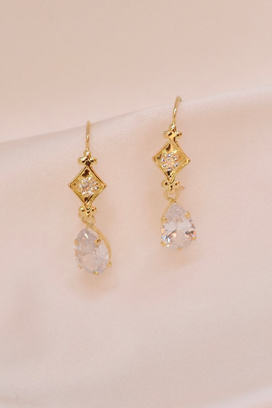 Aretes colgantes con brillantes