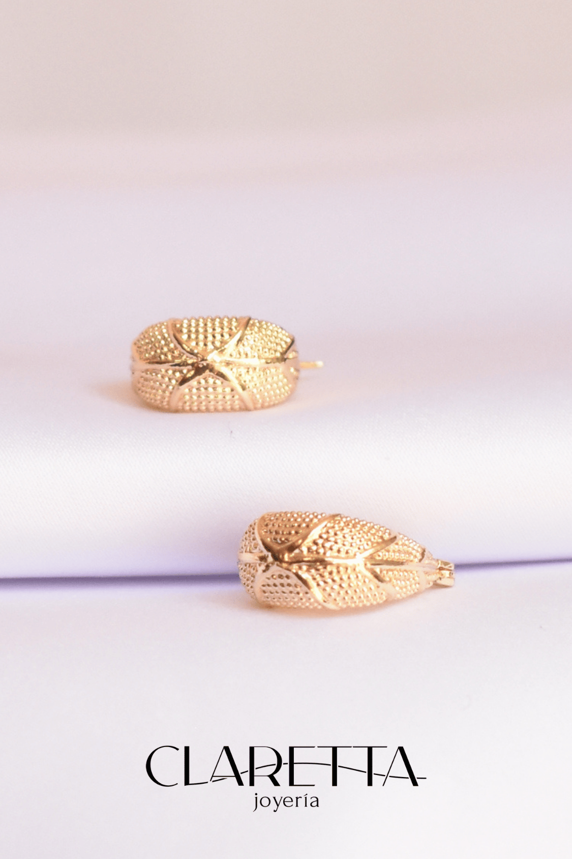 Arracadas de Chapa de oro 14k con estrella de mar