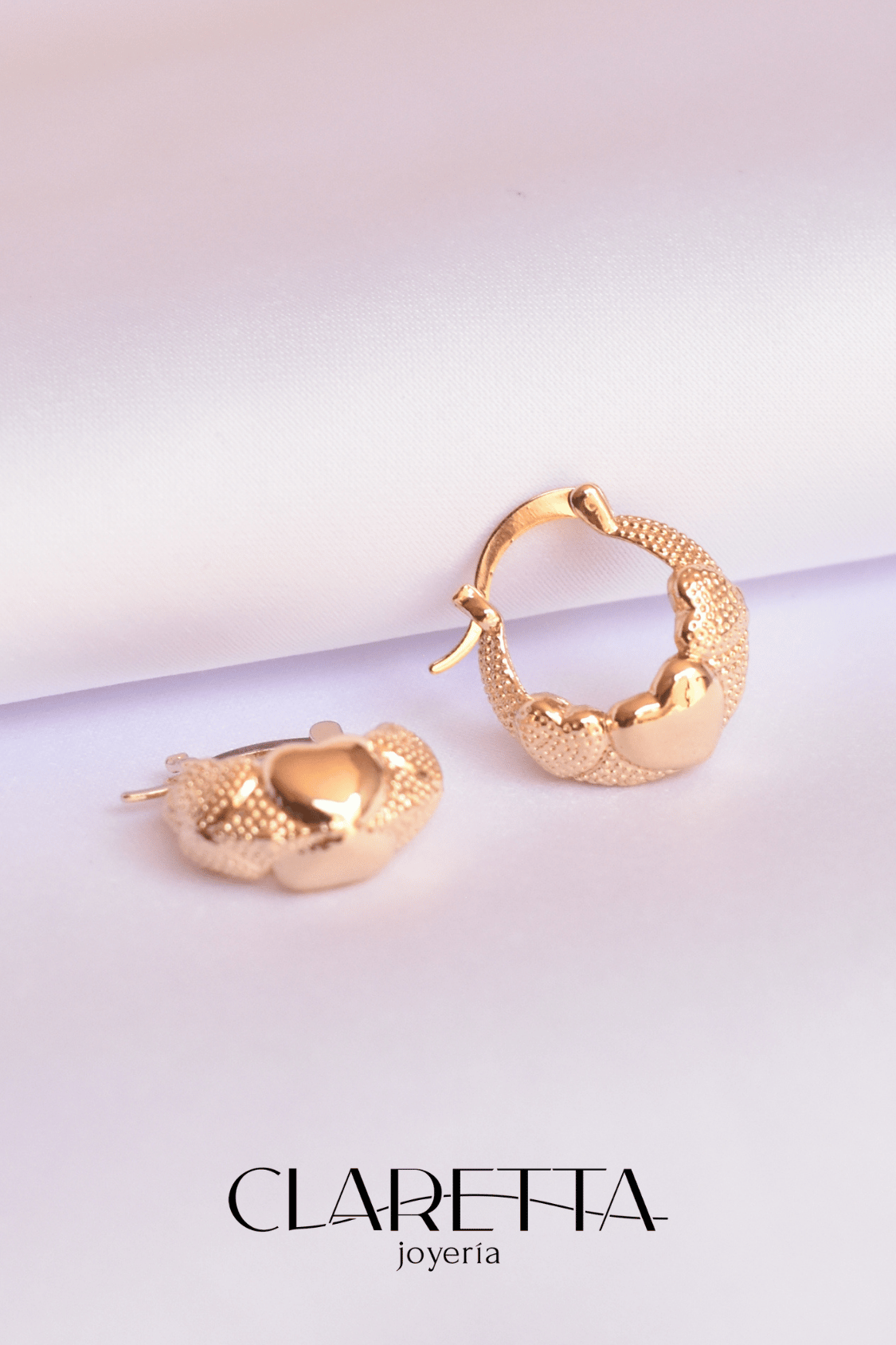 Arracadas de Chapa de oro 14k con corazón
