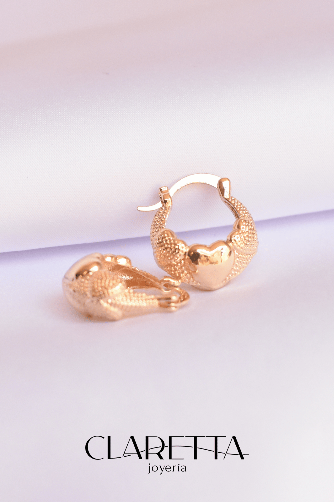 Arracadas de Chapa de oro 14k con corazón