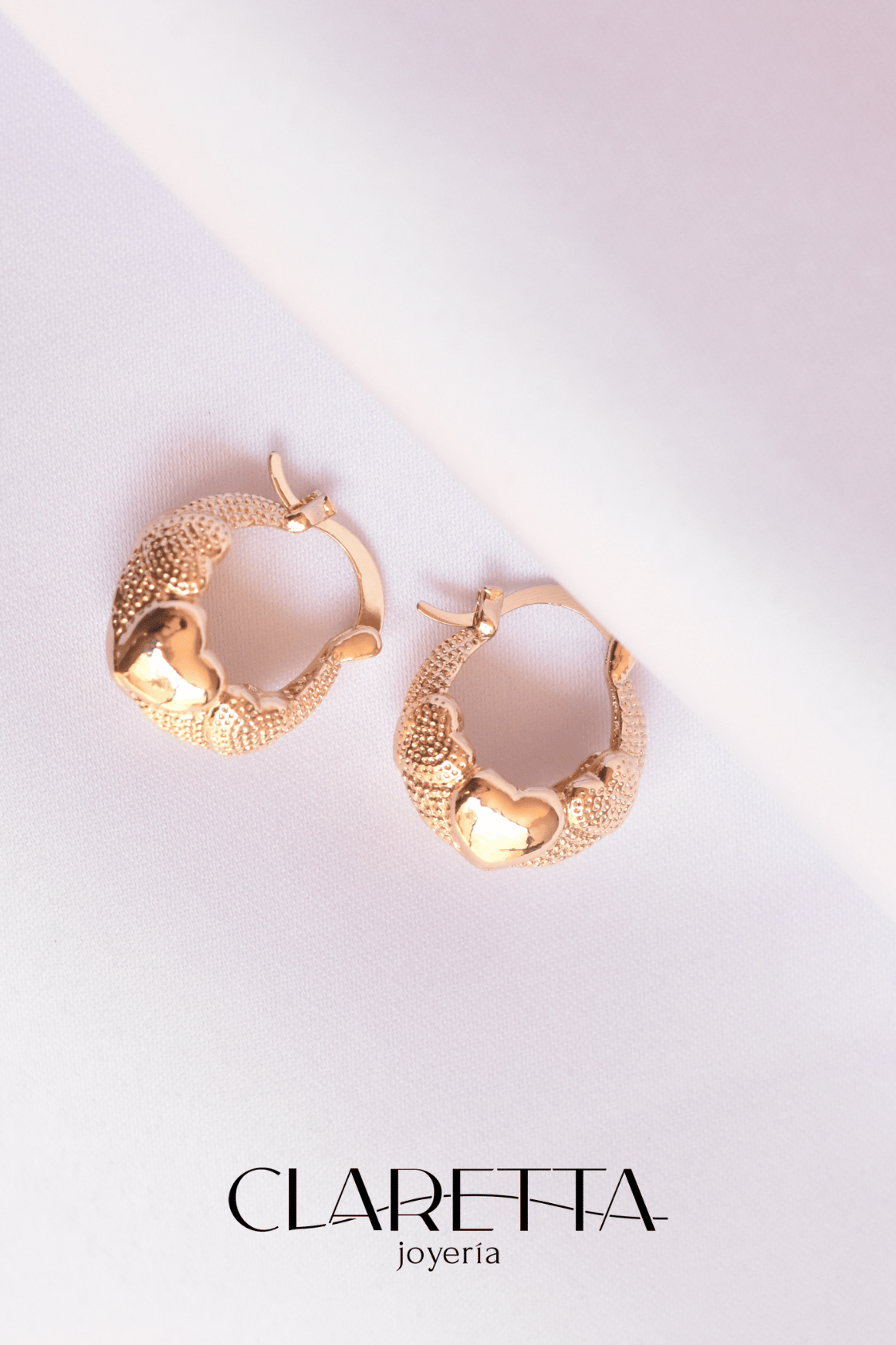 Arracadas de Chapa de oro 14k con corazón
