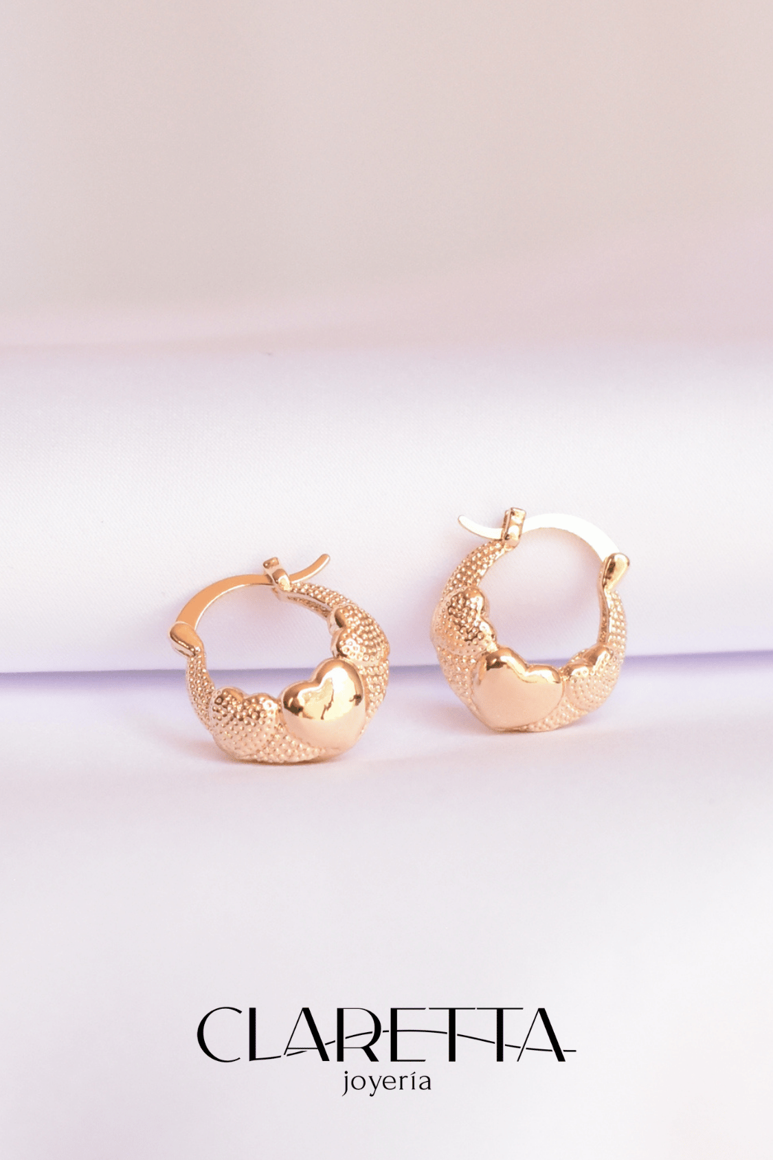 Arracadas de Chapa de oro 14k con corazón