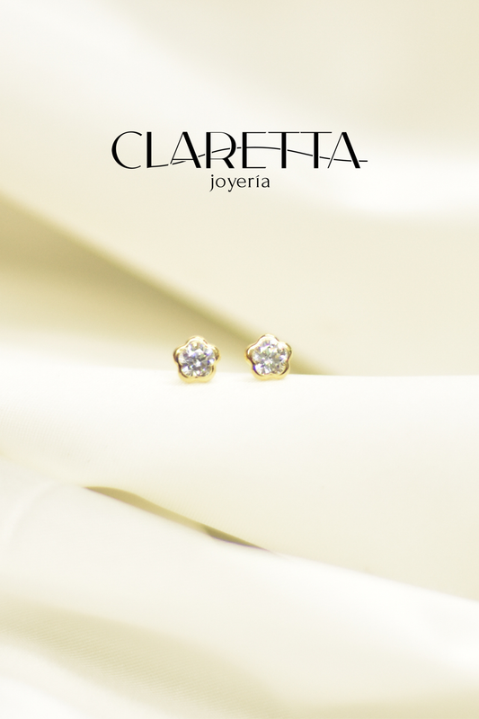 Broquel con forma de Flor de Oro 10k