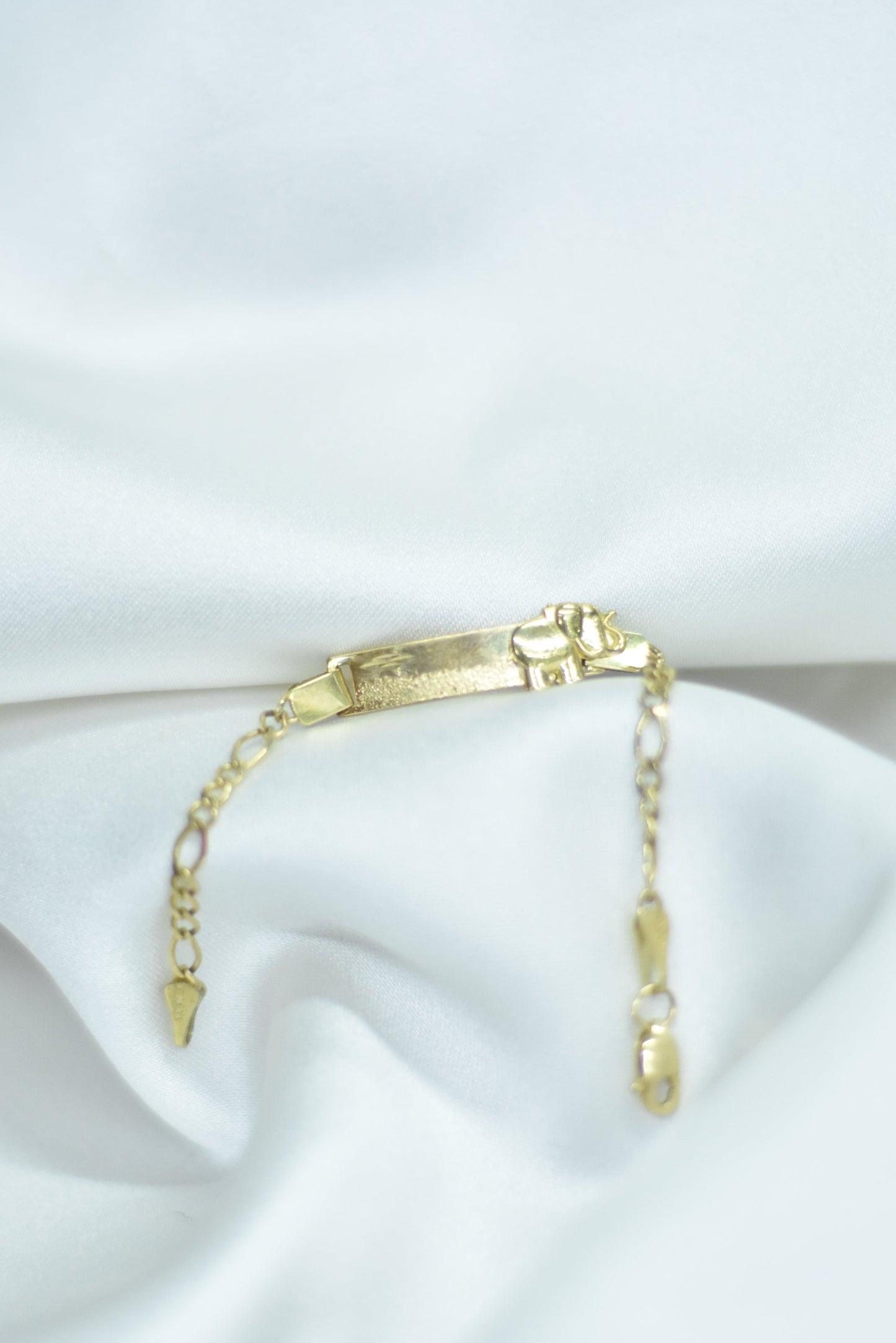 Esclava de niña con Elefante oro 10k