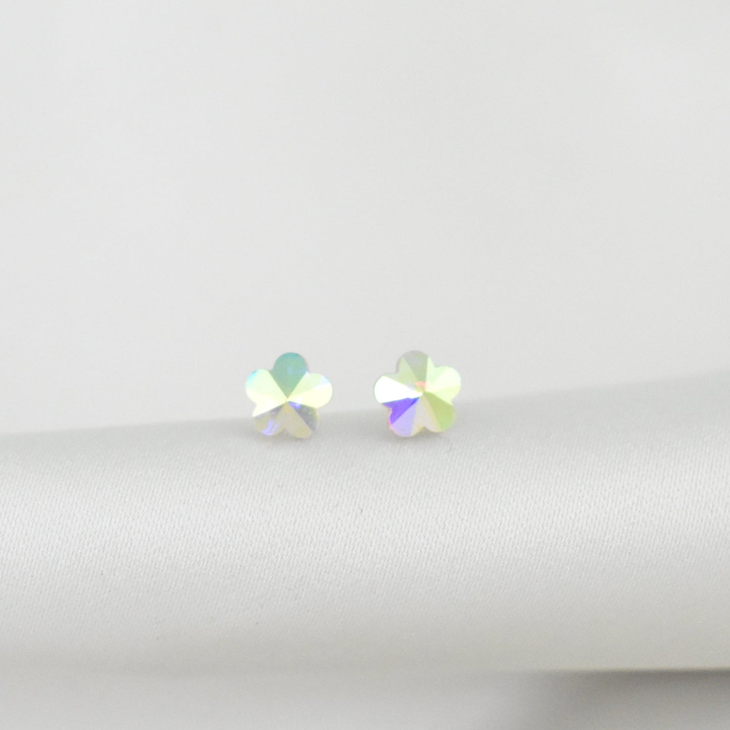 Broquel Plata .925 Flor Tornasol